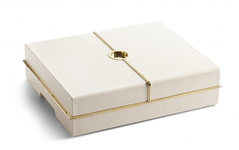 Ralph Lauren 麻將收納起來超有質感,又不占空間