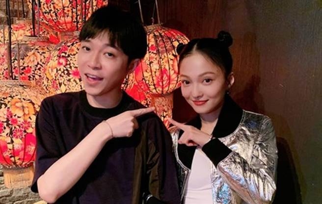 好友青峰也來留言