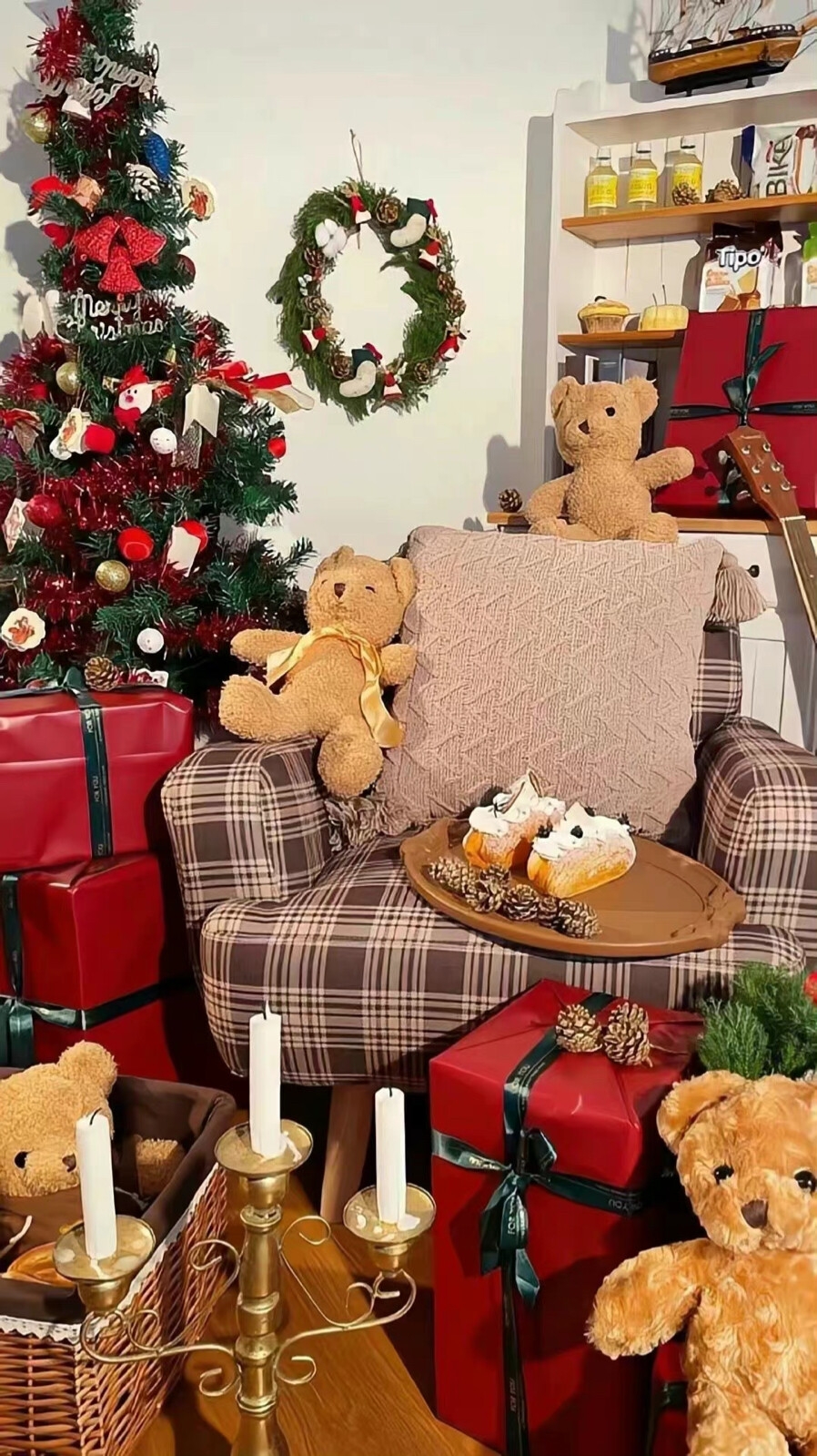 溫馨的居家聖誕布置，也可以化身絕佳桌布