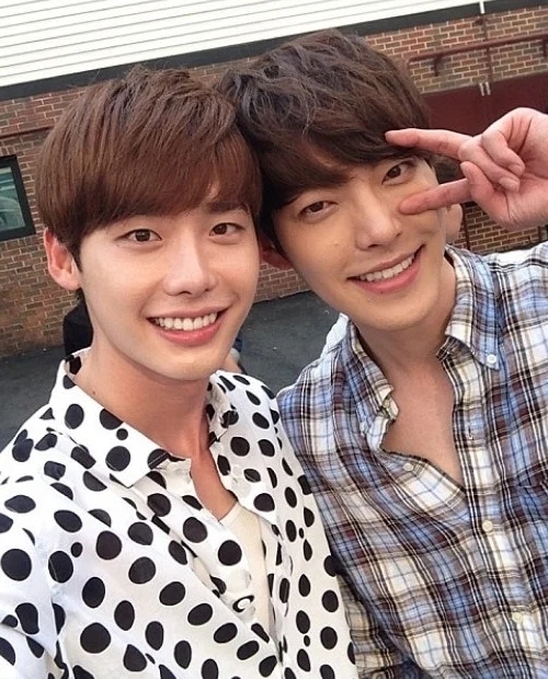 李鍾碩＆金宇彬合照