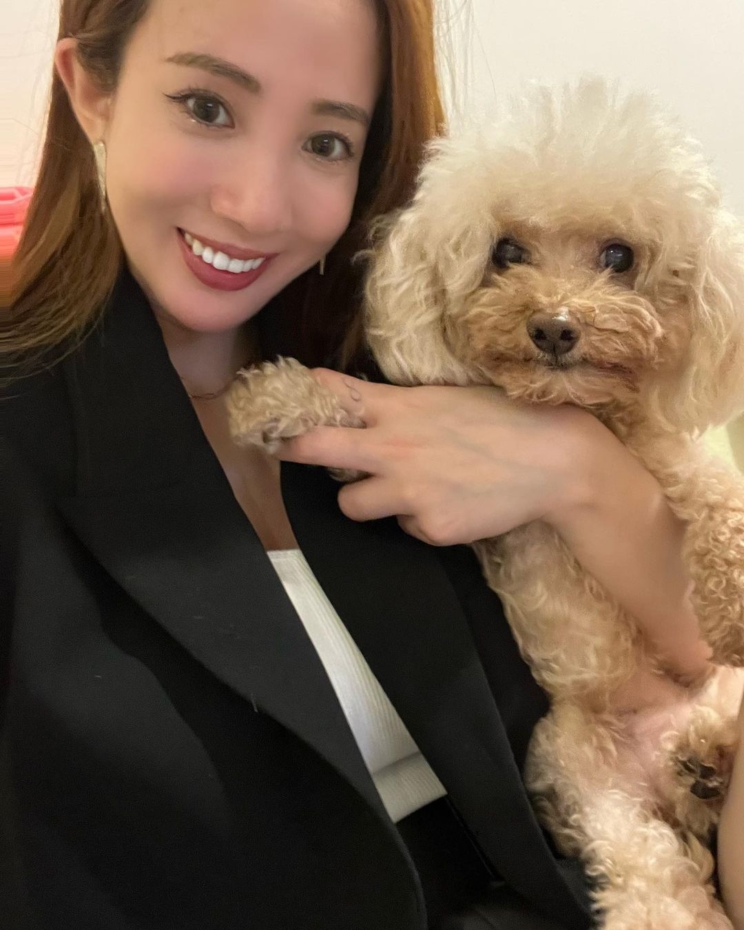 愛雅尚未曝光丈夫真面目