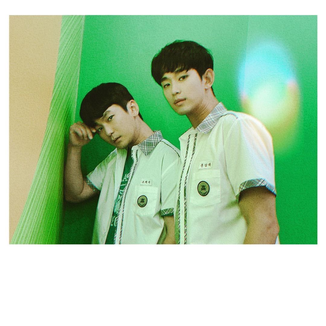 姜基棟在《雖然是精神病但沒關係》與金秀賢關係曖昧（？）。