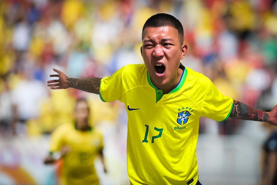 網笑：求叔叔放過巴西