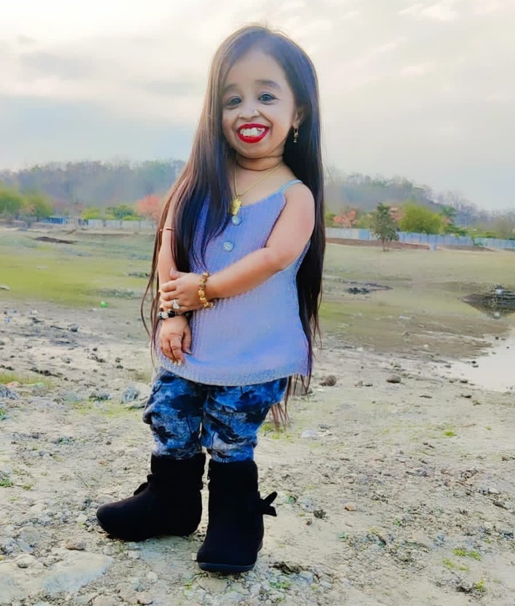 「世界最矮女子」Jyoti Amge