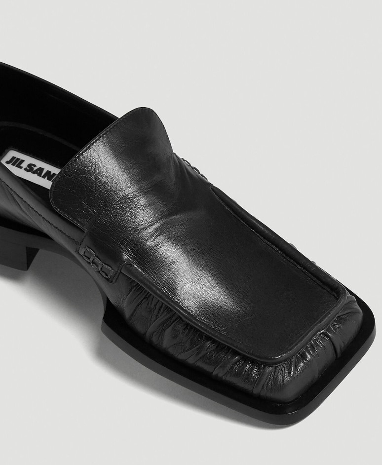 JIL SANDER 黑色 Corsaro 樂福鞋。