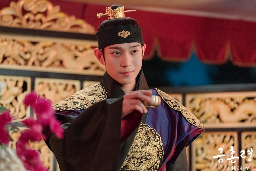 漫改劇金永大、朴柱炫《禁婚令》預告曝光!騙子如何與君主戀愛?