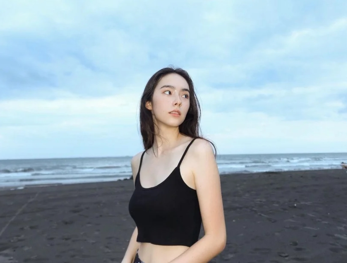 林奕嵐擁有甜美初戀臉,更令人驚豔的是她身上有著清新獨特的氣質。