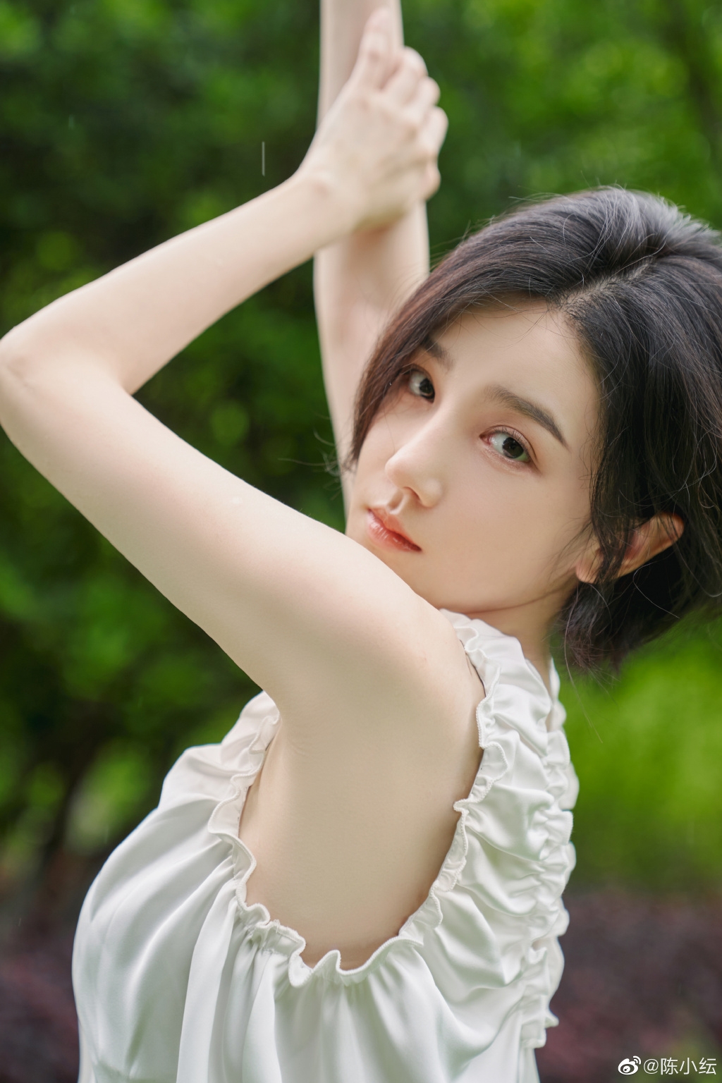 陳小紜無論是古裝打扮或是現代造型都清新可人。