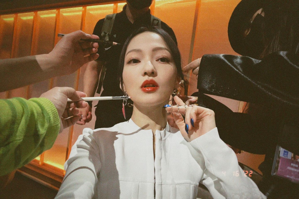 最後只好請專業友人來卸除