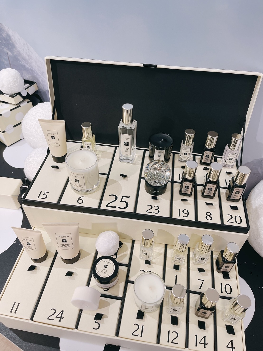 Jo Malone London 歡樂雪花聖誕倒數月曆,NT$16,700