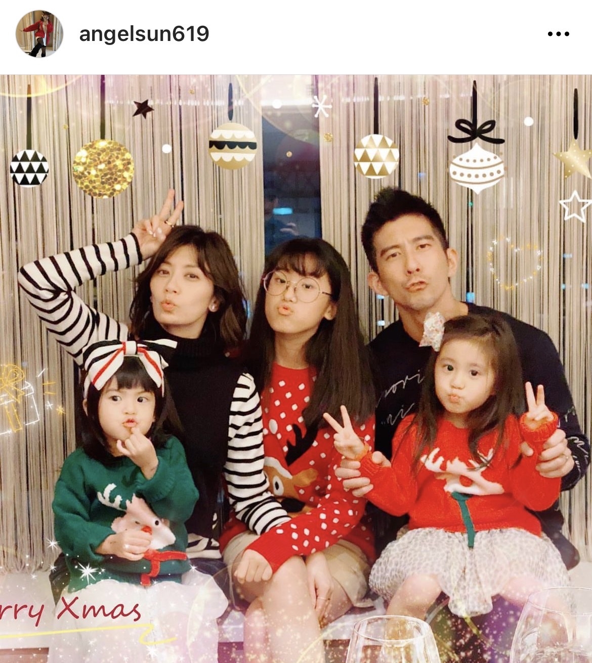 修杰楷與繼女梧桐妹感情相當好，聖誕節也會一家團聚度過