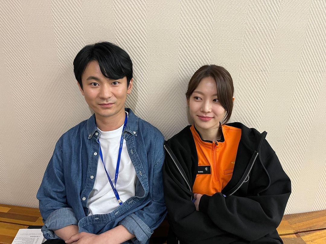 姜基棟在《災後調查日誌》飾演「孔明畢」，角色討喜。