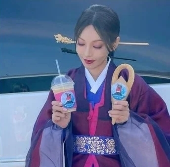 金素妍劇中造型曝光