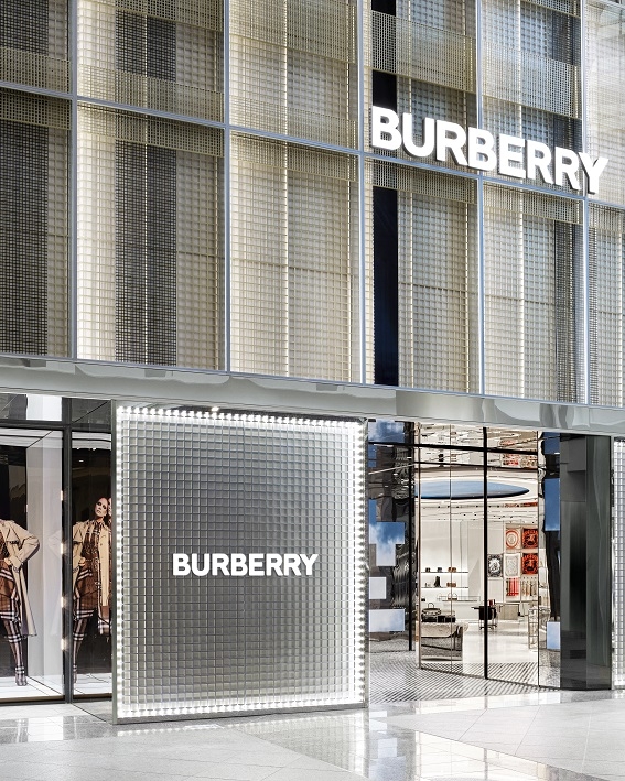 BURBERRY台北 101 全新精品旗艦店以全新奢華概念設計