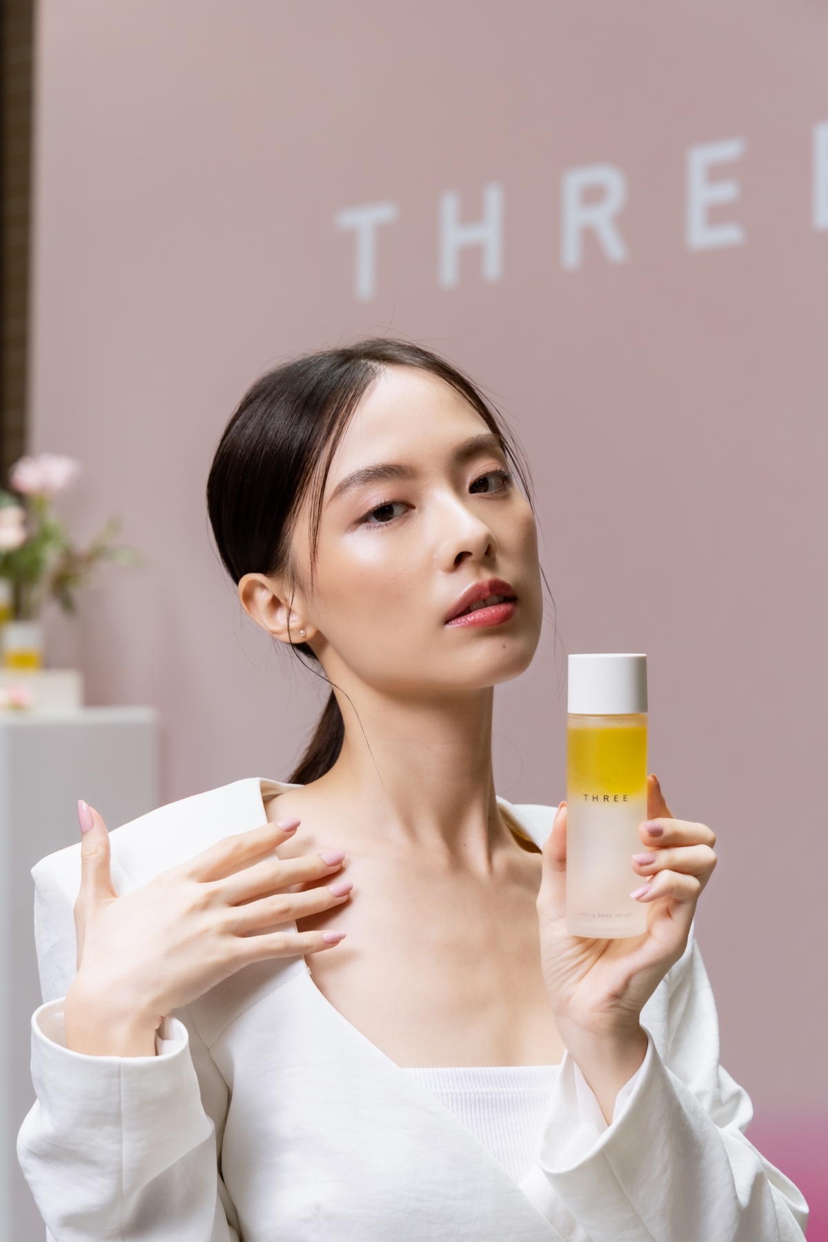 THREE 極致活顏身體精華油，97mL，NT$2,900 