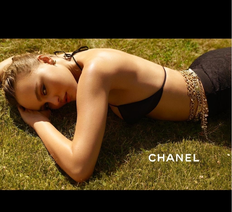 莉莉蘿絲戴普代言香奈兒