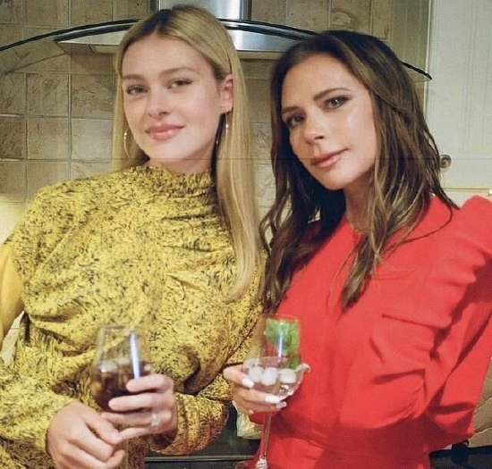 妮可拉佩茲與維多利亞貝克漢