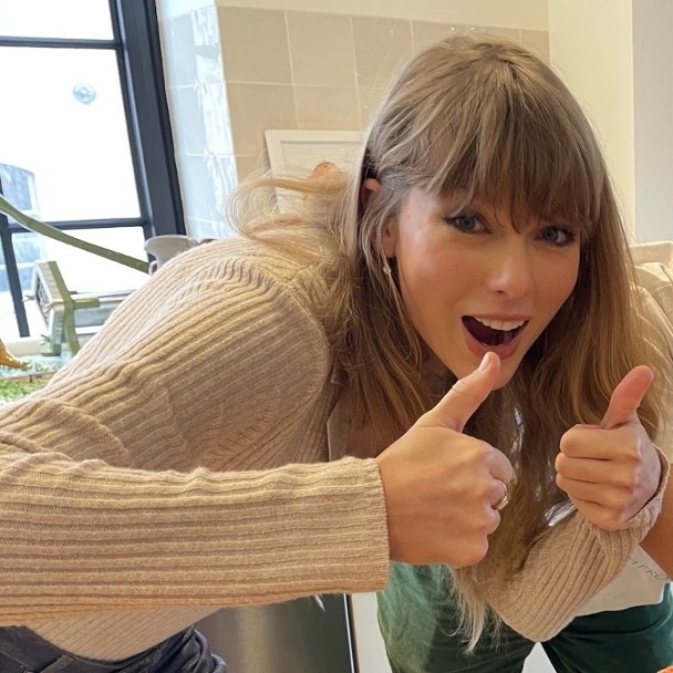 泰勒絲私下個性親切又寵粉