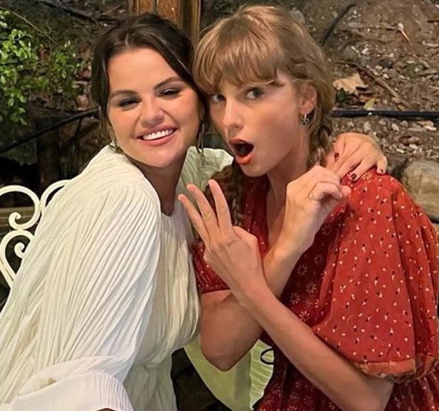 賽琳娜和泰勒絲是美國歌壇最出名的閨密之一