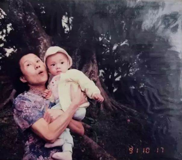 月月與她的孩子