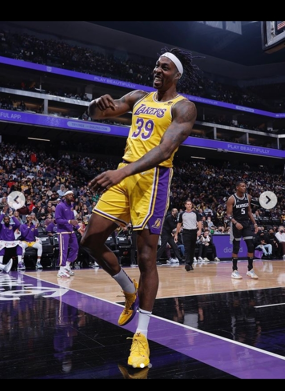 「魔獸」霍華德上一季效力於洛杉磯湖人