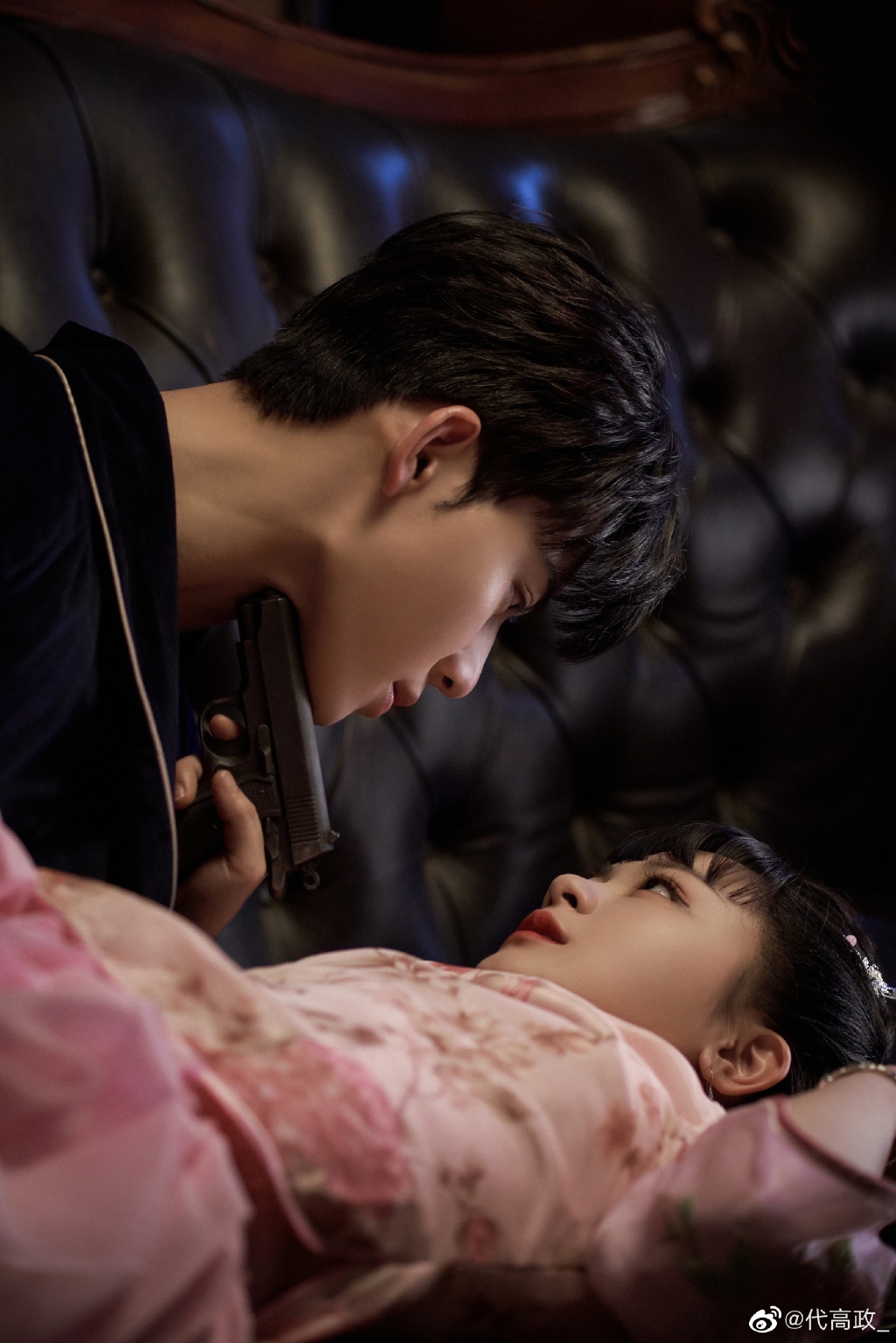 《千金丫鬟》又土又慾，男、女主角有許多令人羞羞的對手戲。