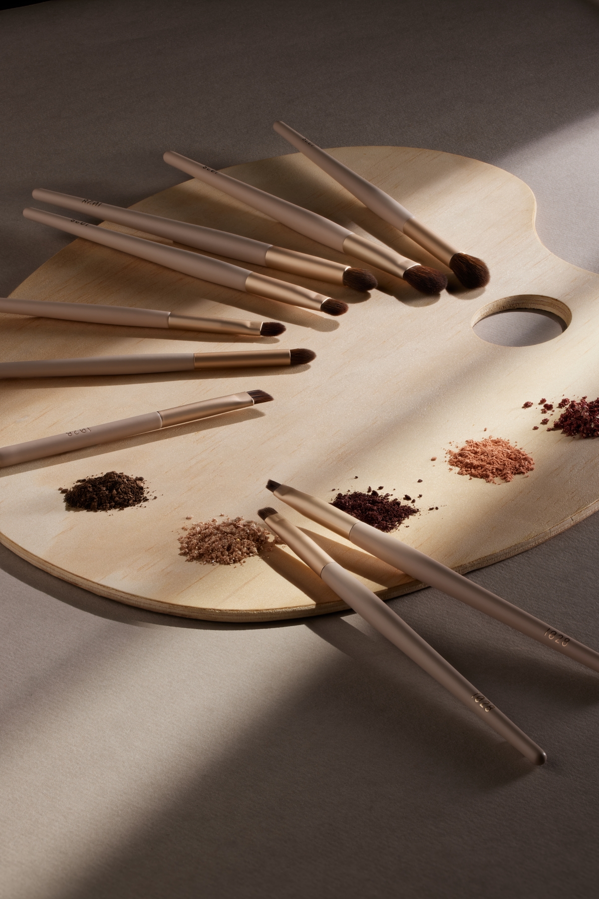 1028 Artisan 頂級刷具