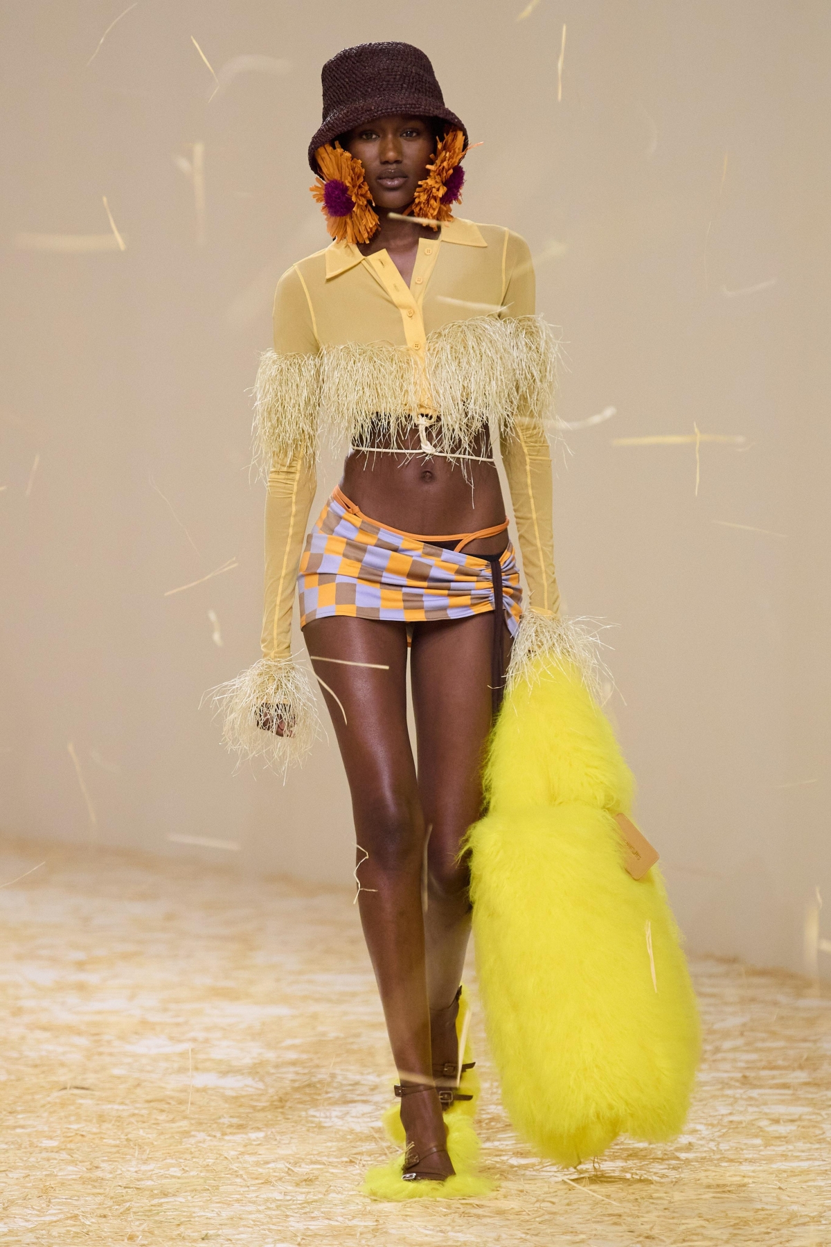 Jacquemus 發表最新 2023 春夏《Le Raphia》系列。