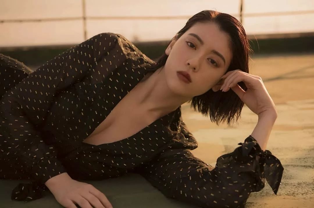 三吉彩花妝感進化