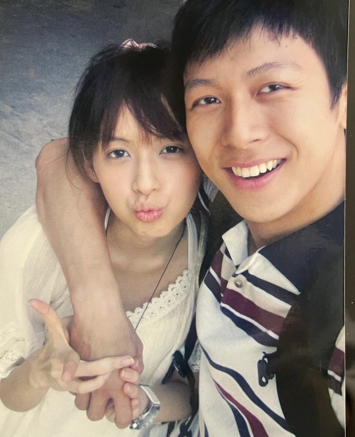 袁艾菲與老魚組成幸福家庭，現在還會一起拍烹飪影片