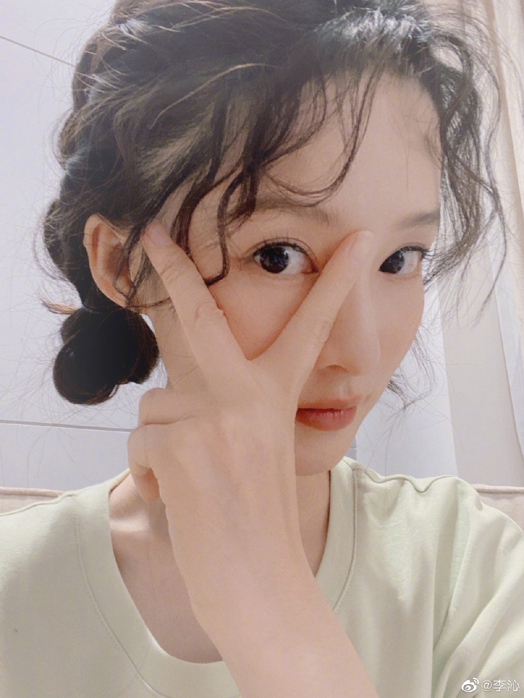 《機智的戀愛》的收視成功，讓李沁被譽為是「人間清醒」