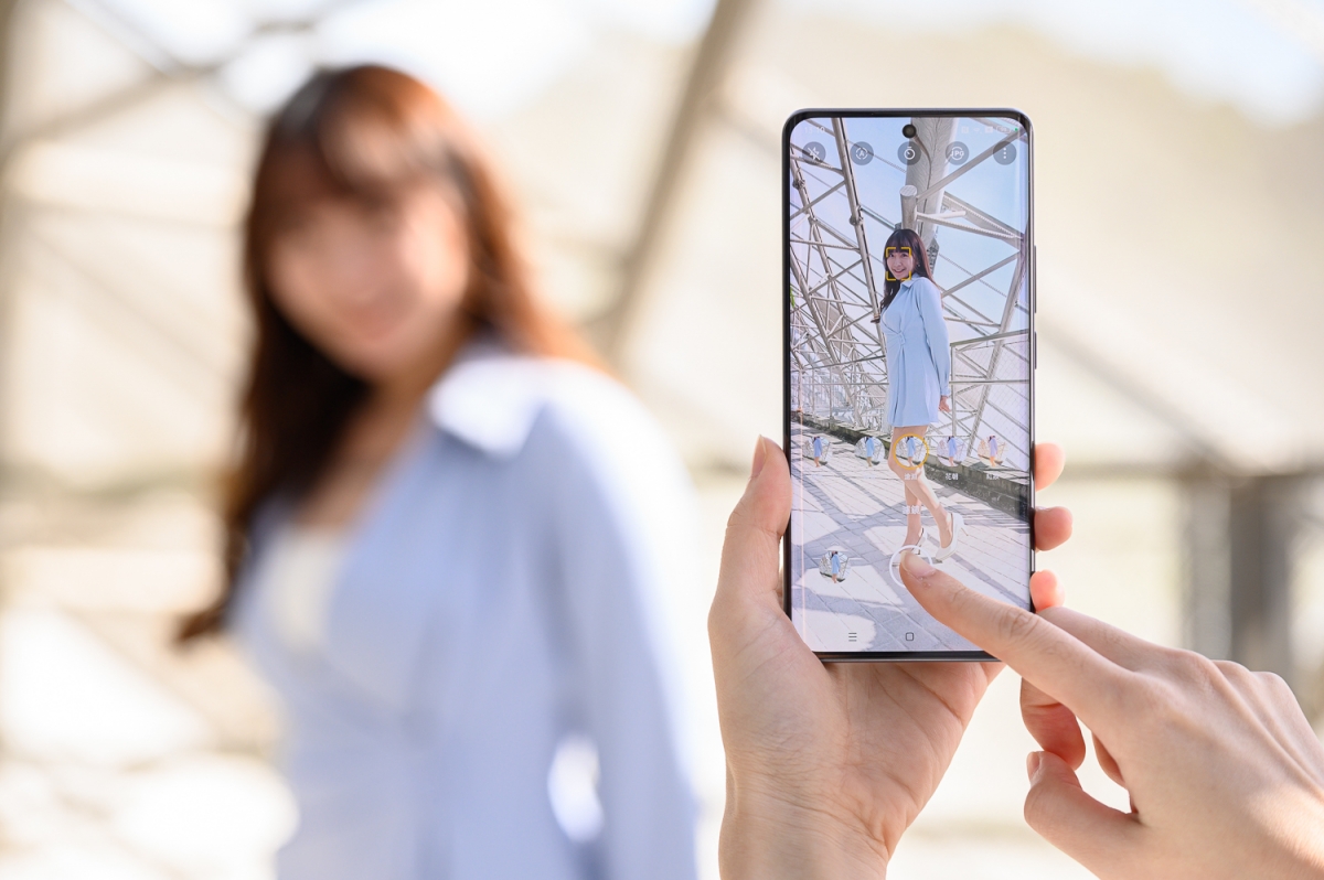 realme 10 Pro+1億畫素ProLight街拍相機