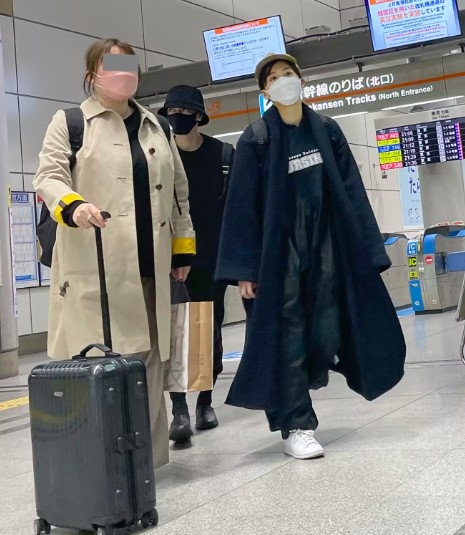 佐藤健、綾瀨遙曾被拍到一同搭車