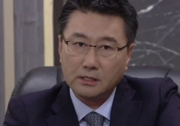 大兒子 陳榮基 (不是，這位真的跟原版有種莫名相像的神韻...)