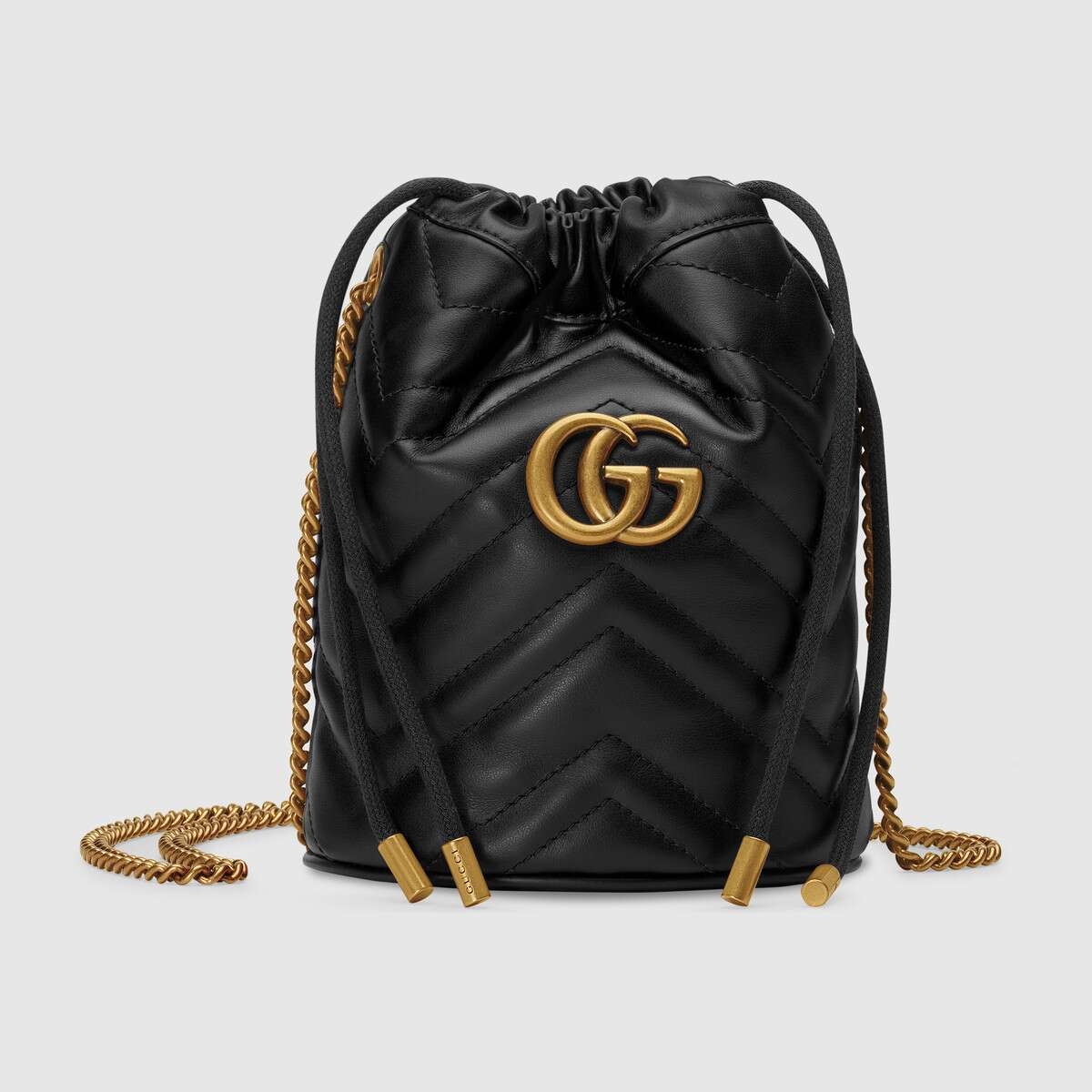 Gucci GG Marmont系列迷你水桶包