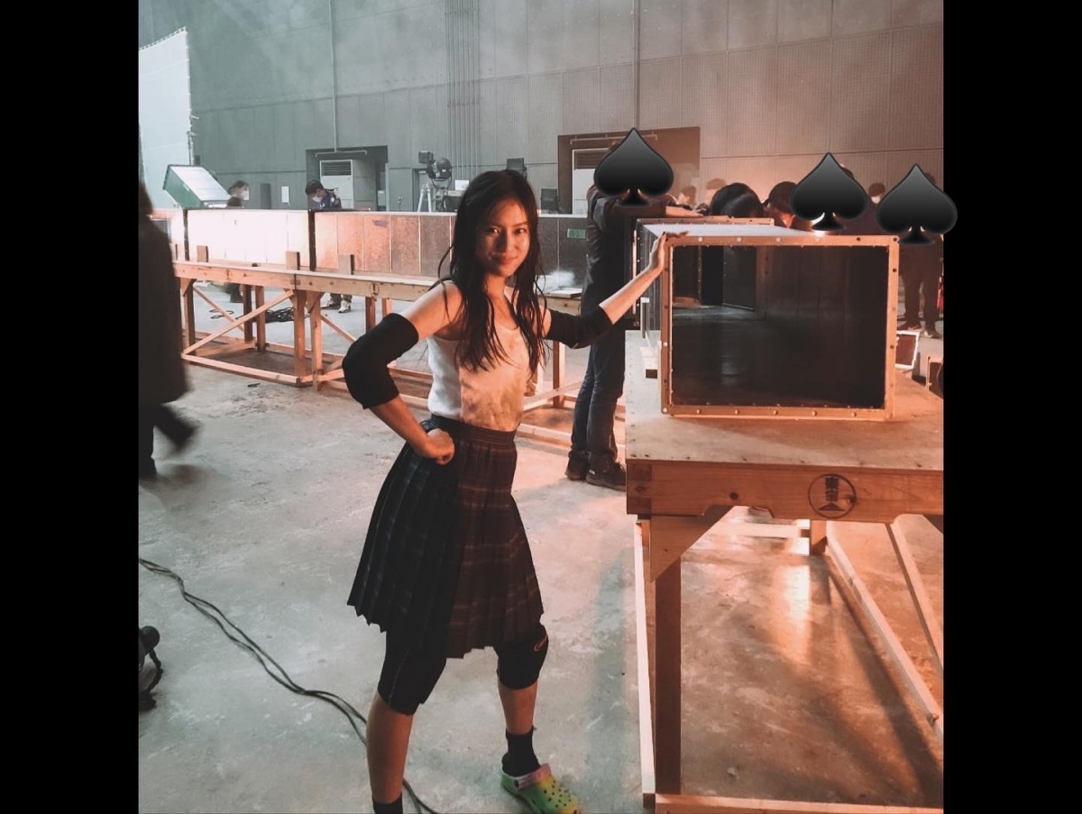 恒松祐里《今際之國的闖關者》朱音片場照