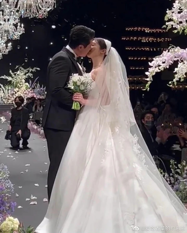 芝妍與黃載均結婚典禮現場