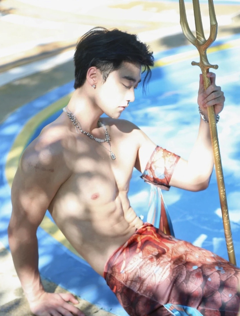 超養眼人魚