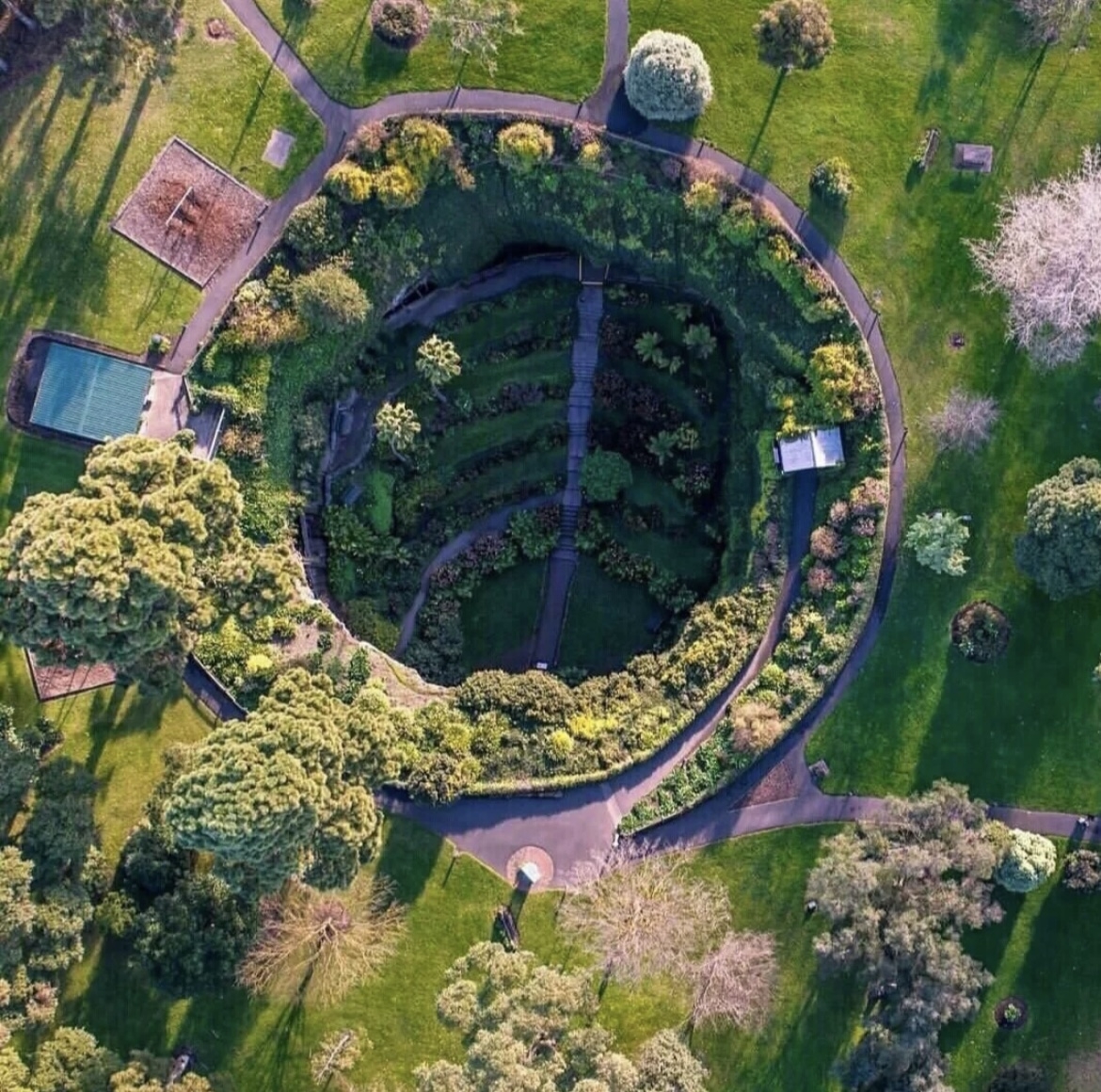 地下洞穴花園 Umpherston Sinkhole