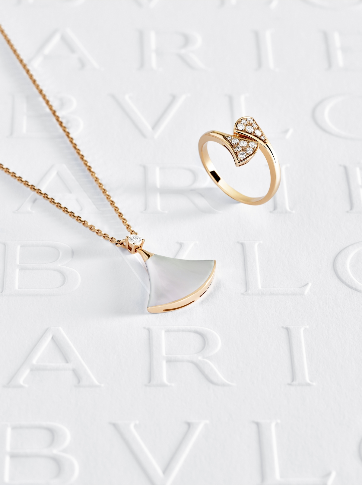 BVLGARI Divas' Dream系列珠寶