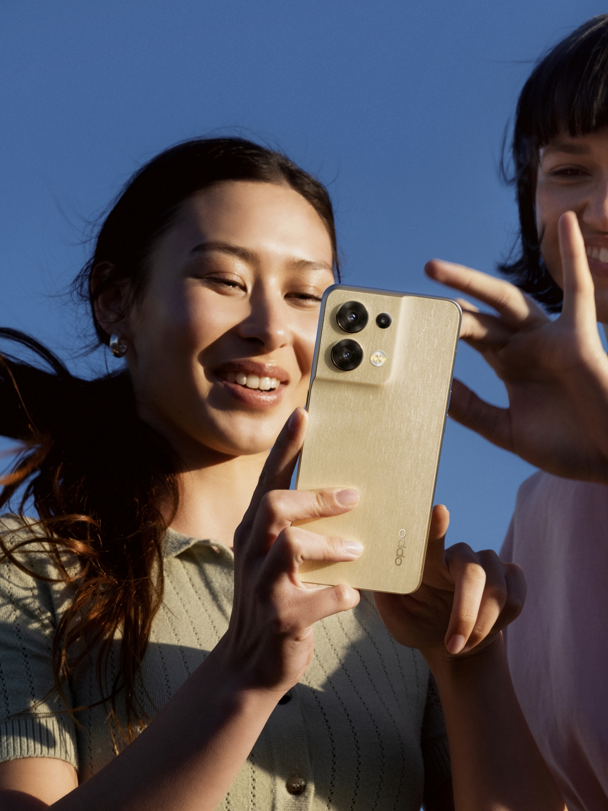 12GB RAM+256GB ROM 高規格作業處理系統，提供用戶更高效能使用體驗