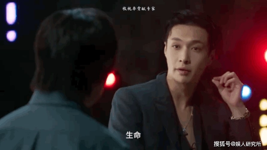 張藝興過去被問到同樣問題時表情嚴肅。