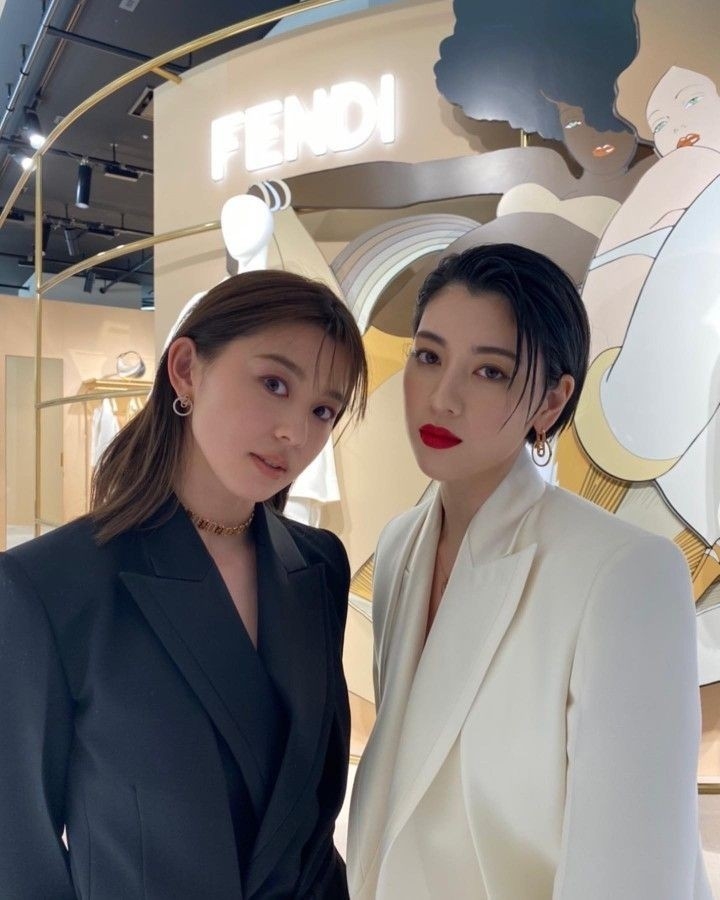 三吉彩花、朝比奈彩兩人都171公分