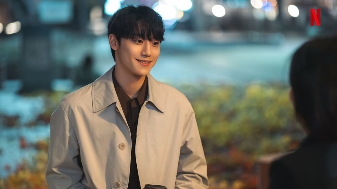 《黑暗榮耀》男主角李到晛不是白馬王子，是決心成為讓她在刀刃上跳舞的劊子手。