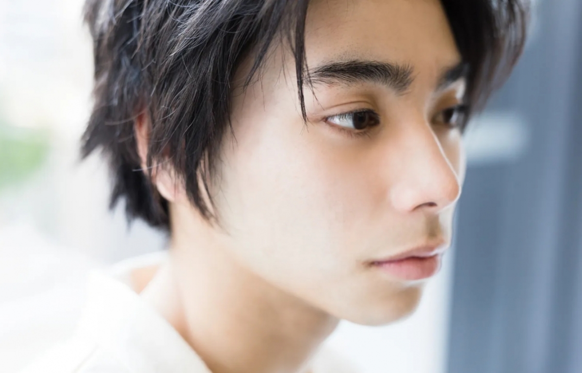 村上虹郎五官精緻