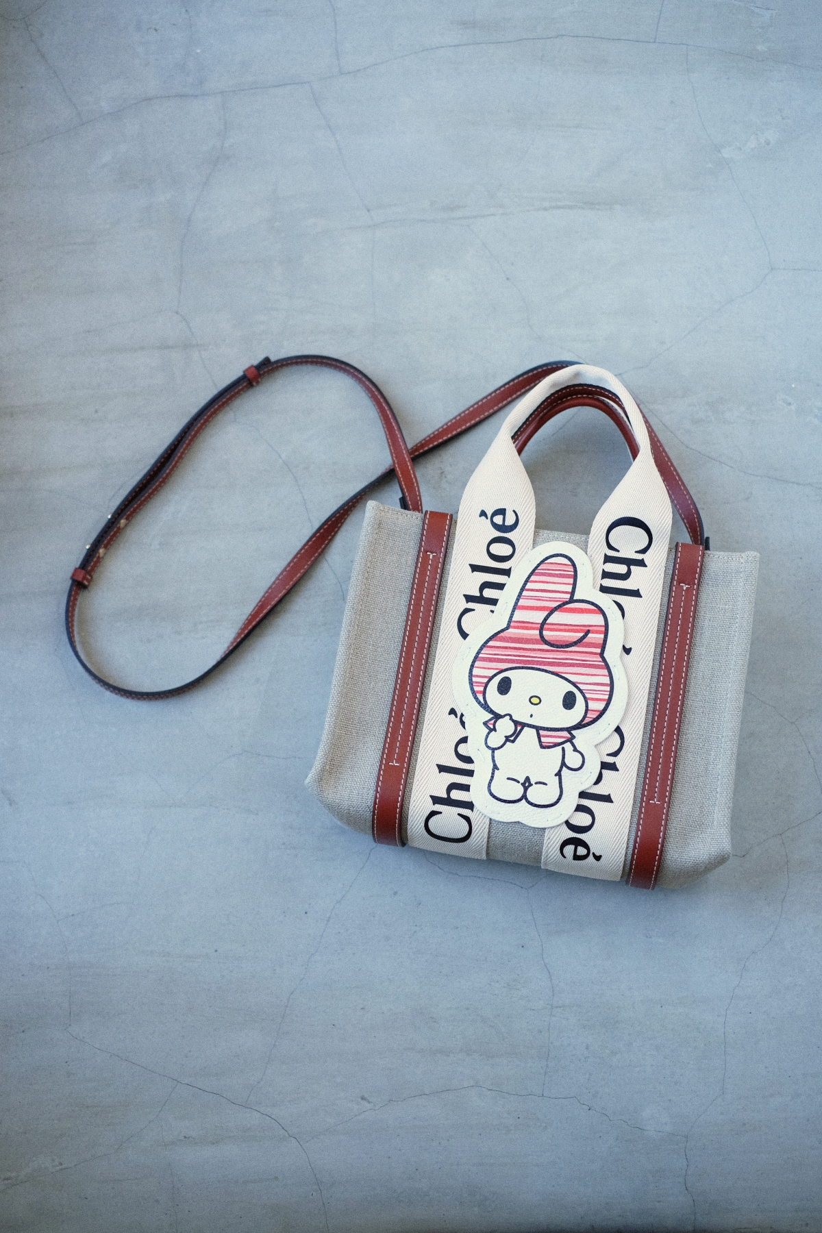 Chloé MyMelody農曆年限定聯名Woody小型托特包，NT$41,900 (含背帶) 
