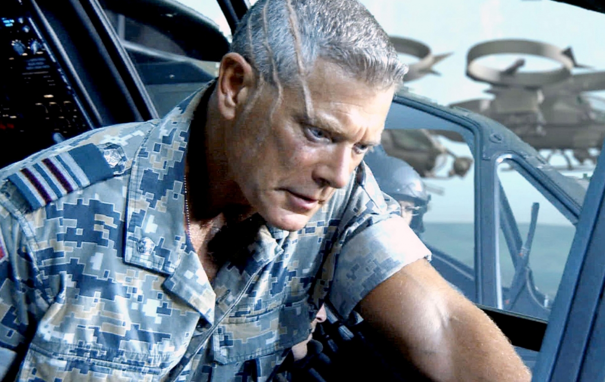 Stephen Lang上校角色死了又再度復活