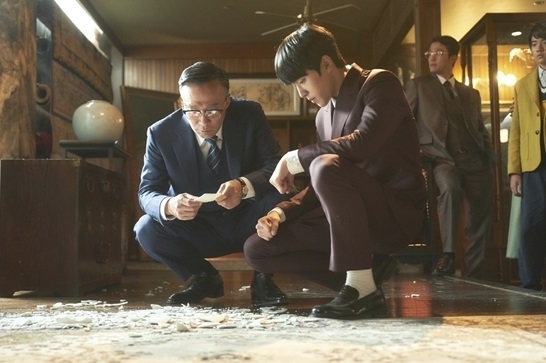 《財閥家的小兒子》文成賢和李星民對戲。