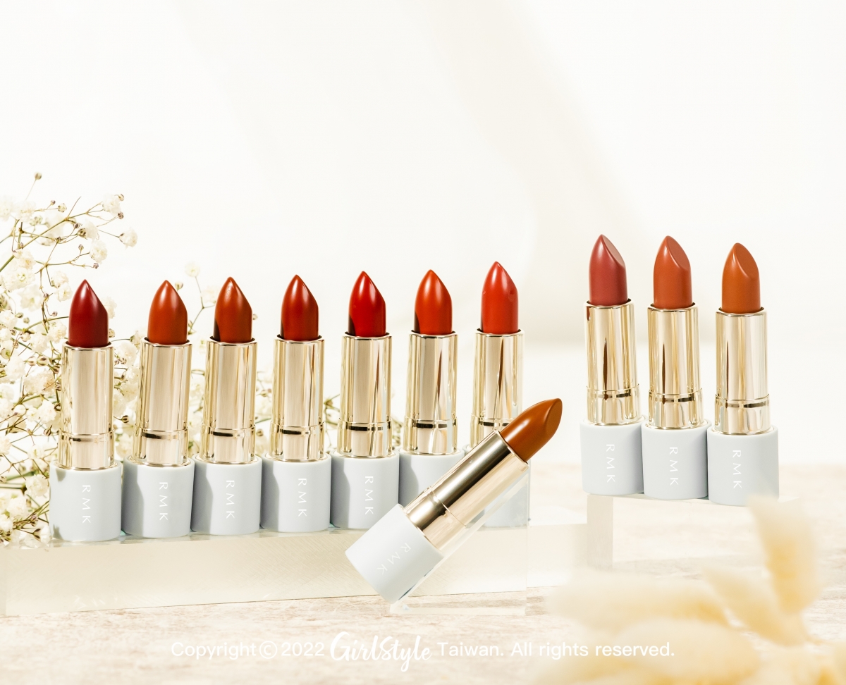 暮光柔霧口紅 常態色10色/限定色1色 各NT$1,350