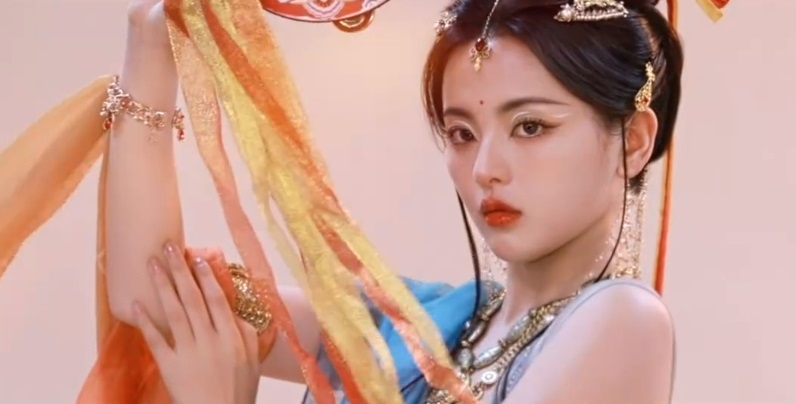 楊超越化身敦煌飛天女神，絕美高顏值令人驚艷。